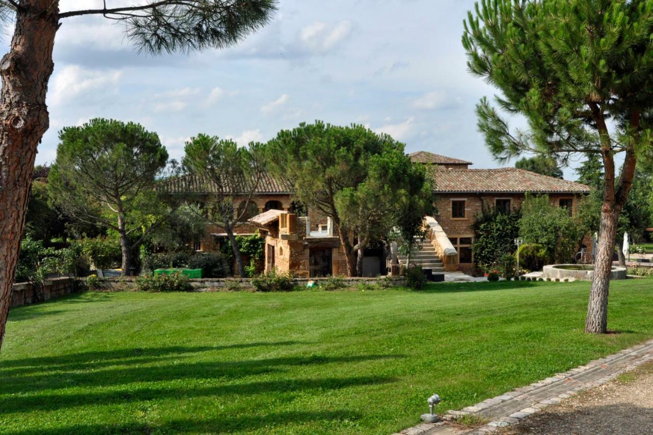 ホテル Domaine De La Ruisseliere Lacenas エクステリア 写真
